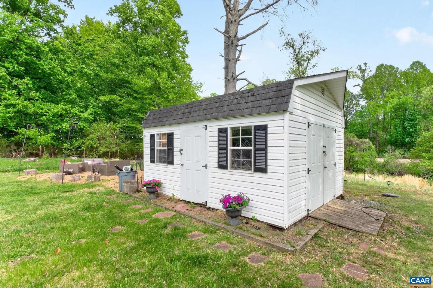 2520 Huntington Rd photo 34