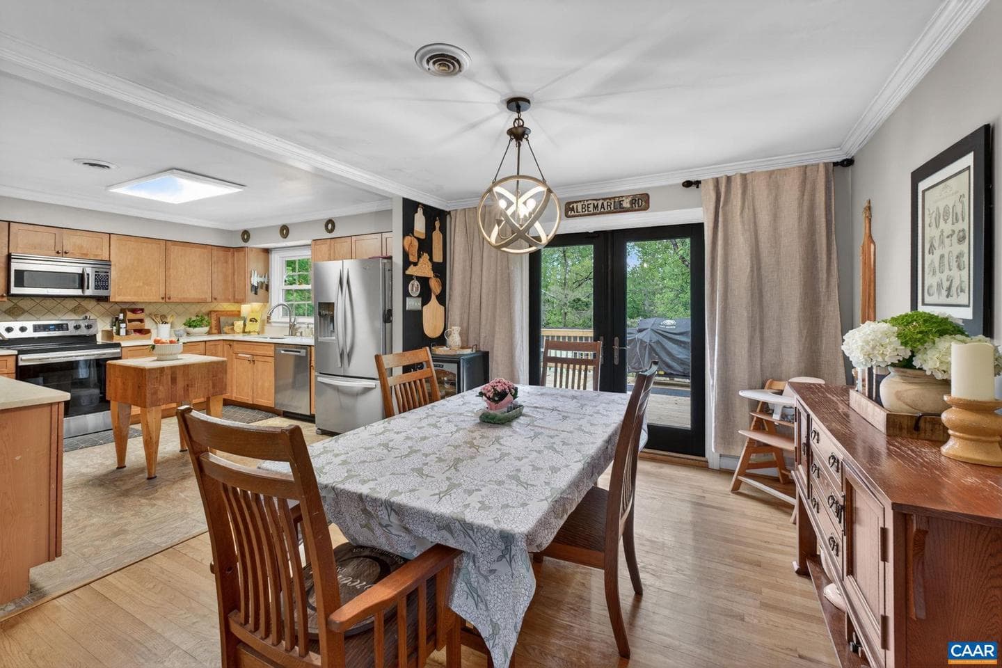 2520 Huntington Rd photo 9