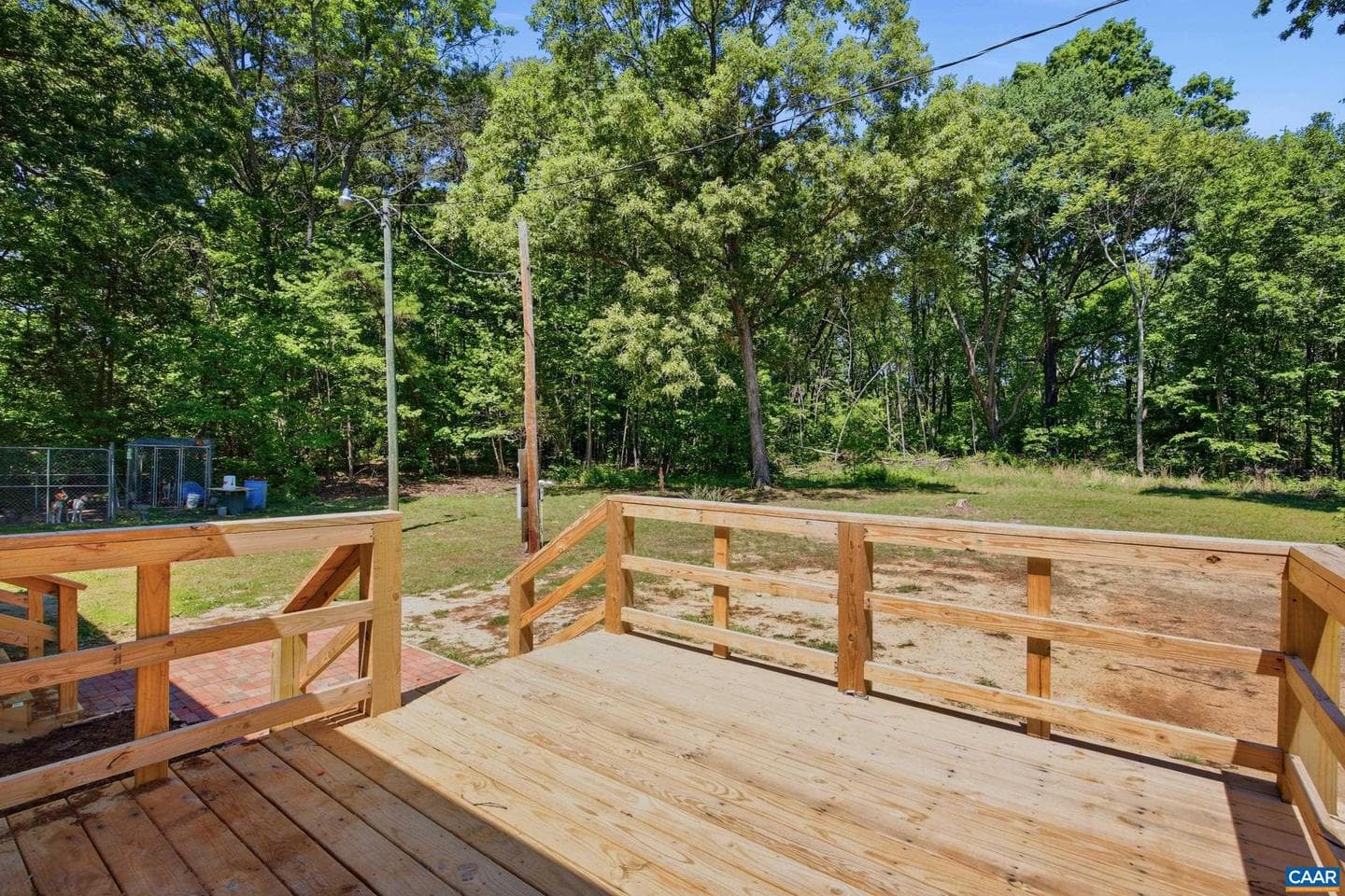 144 Alex Dr photo 27