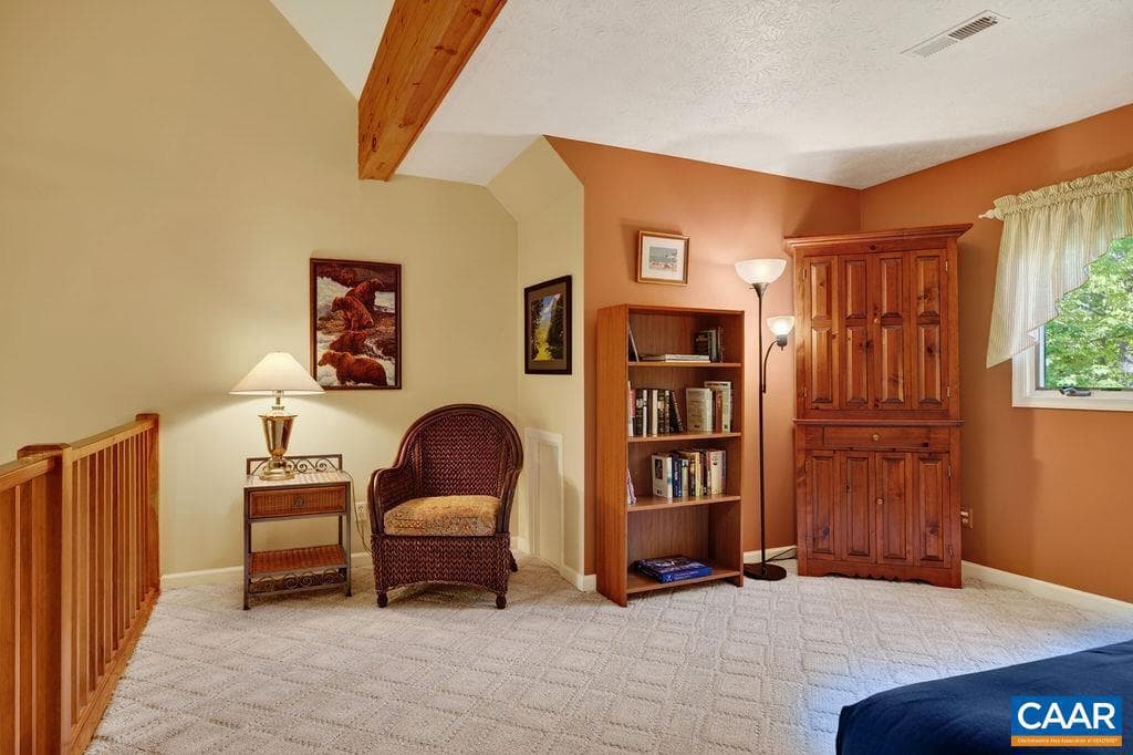 93 Honey Locust Ln photo 32