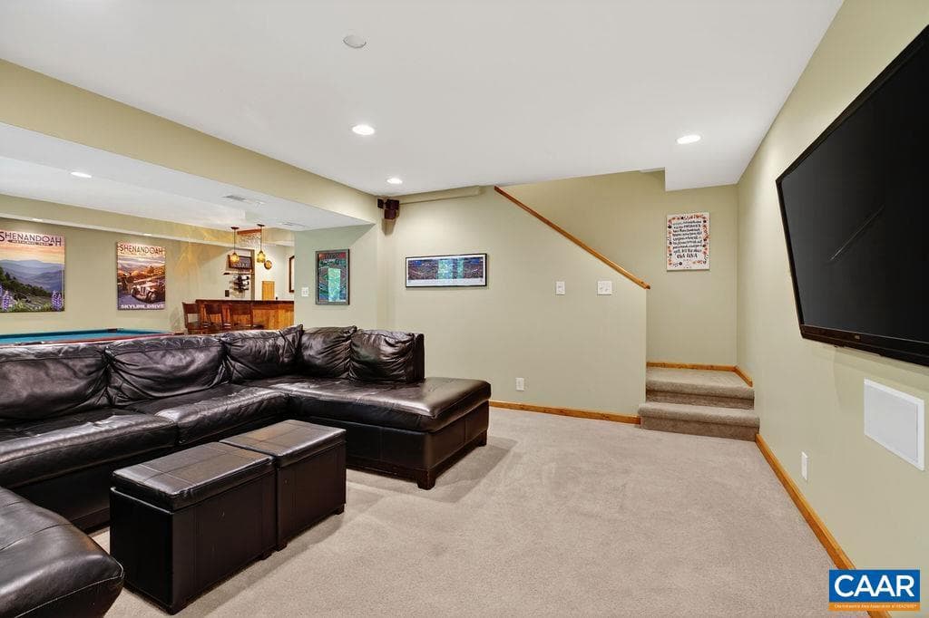 93 Honey Locust Ln photo 41