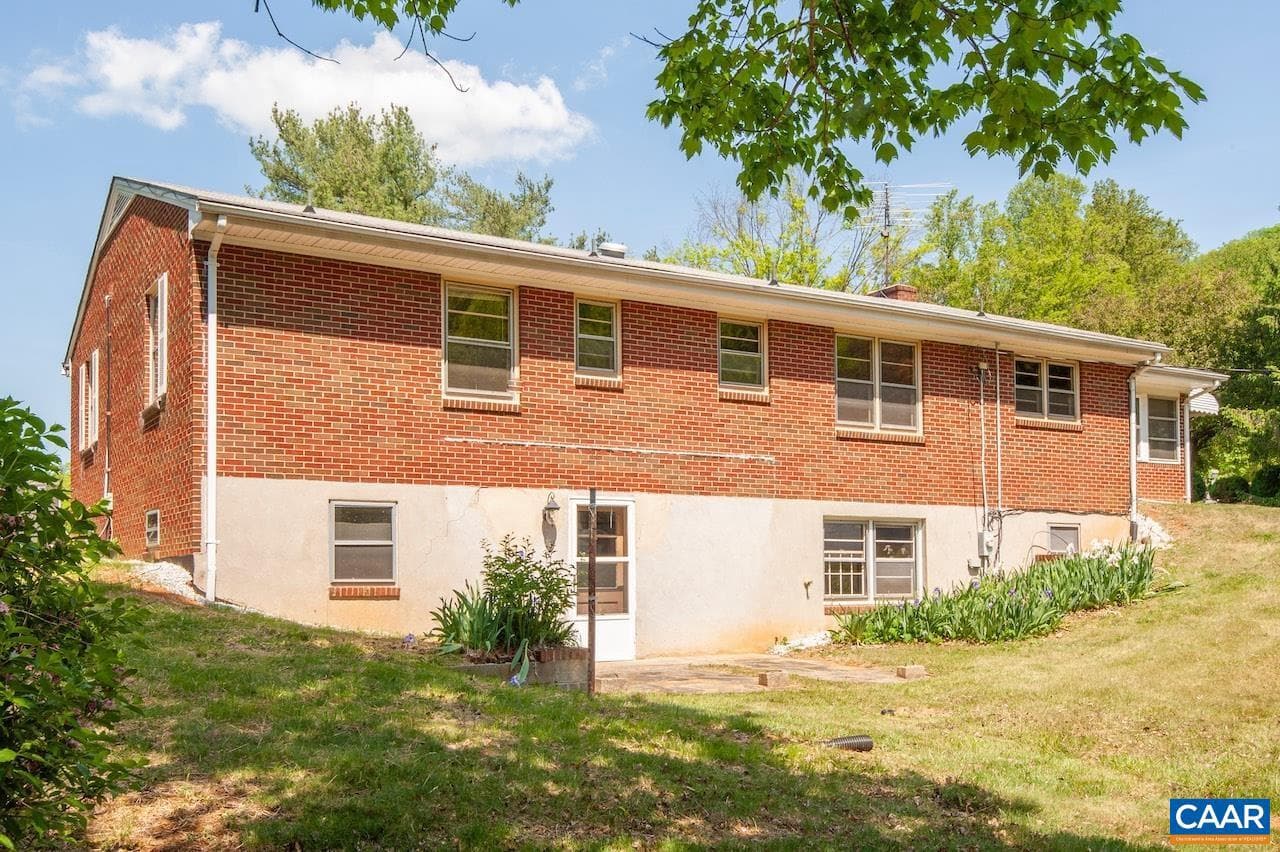 278 Ridge St photo 41