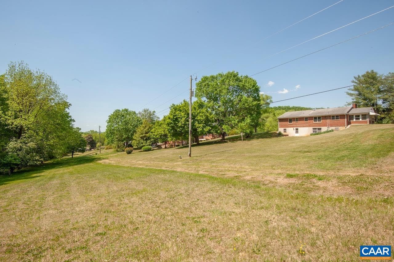 278 Ridge St photo 50