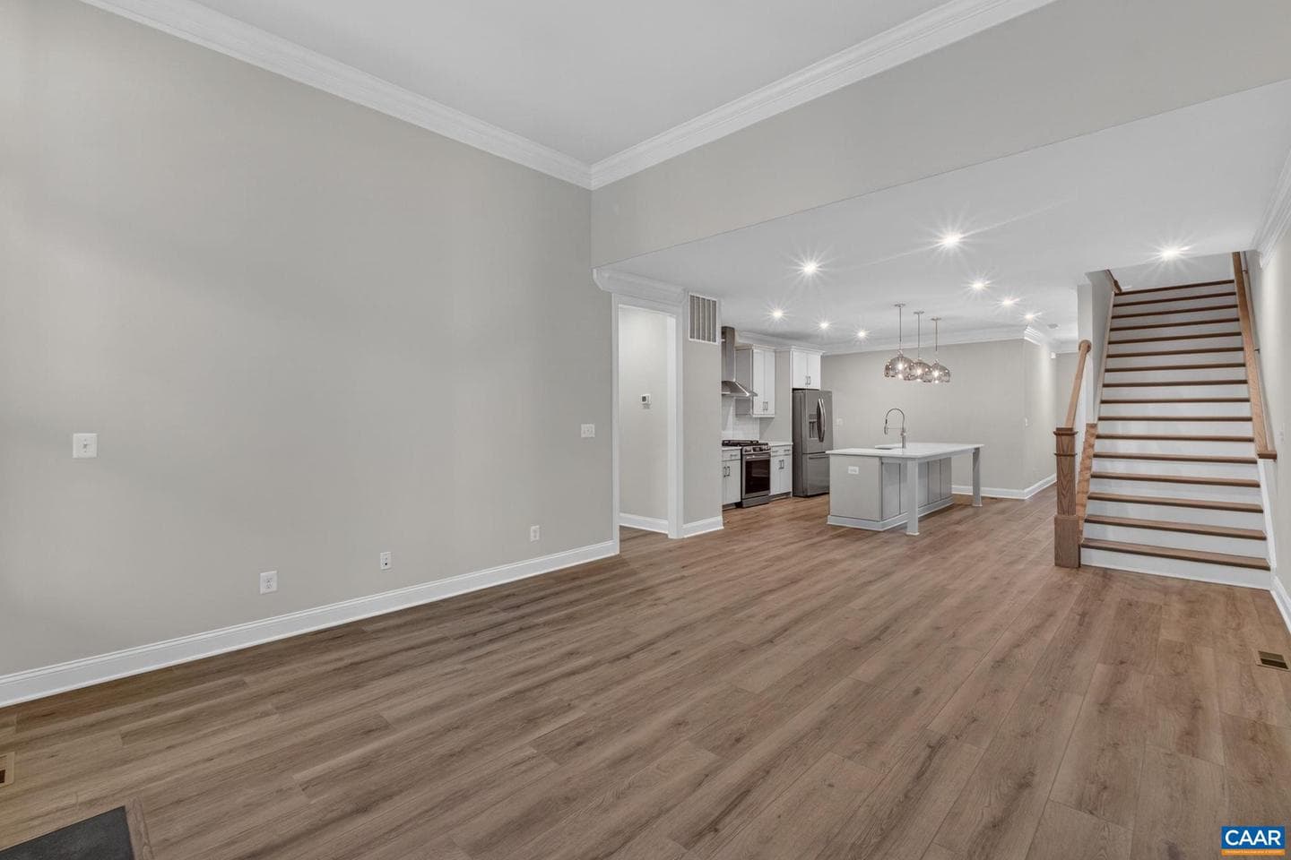 1392 Marcella St photo 24