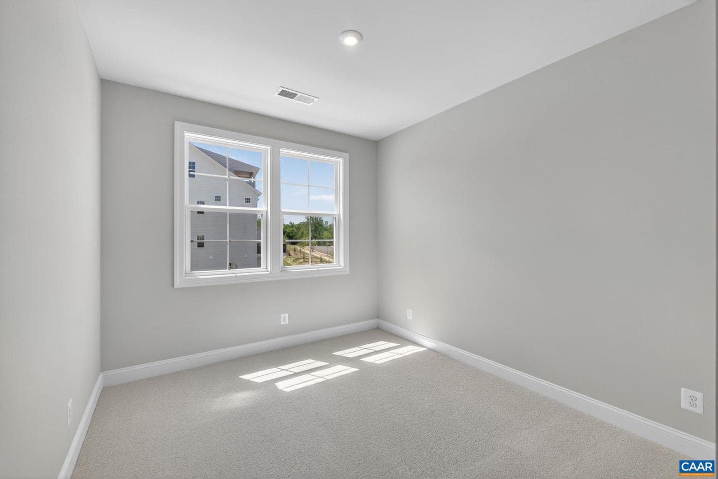 1392 Marcella St photo 36