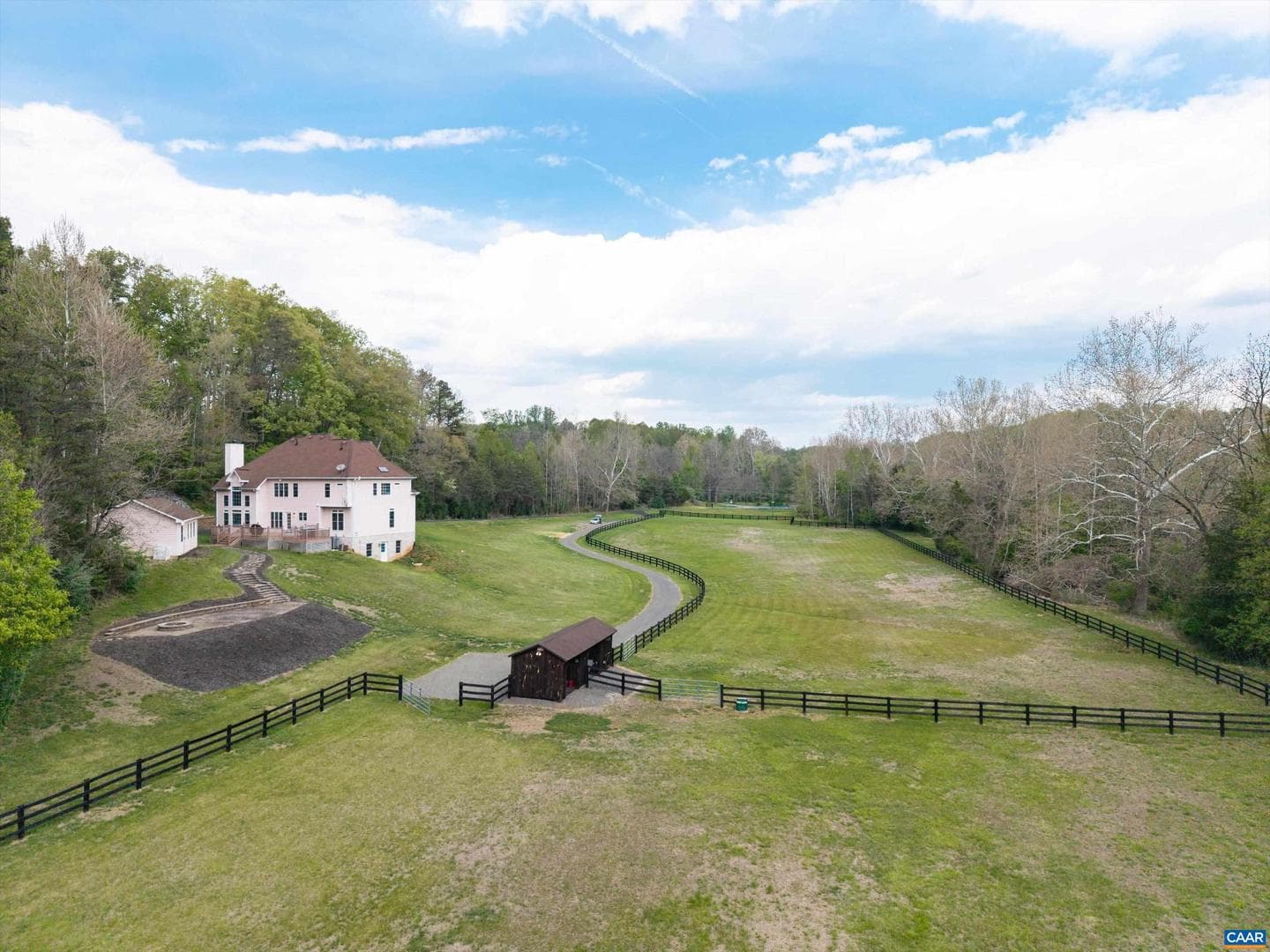 1450 Matthew Mill Rd photo 5