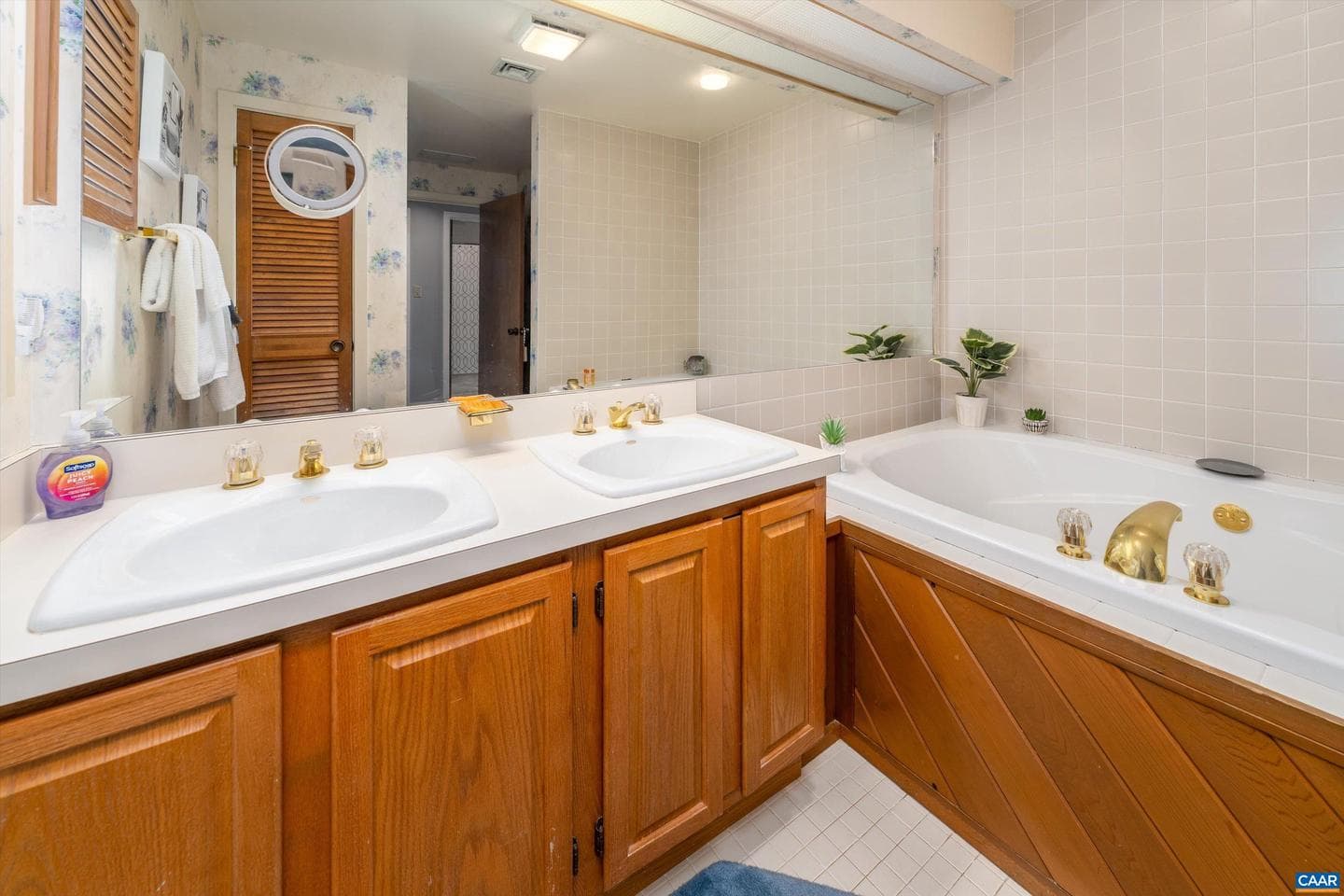1717 High Ridge Condos photo 22