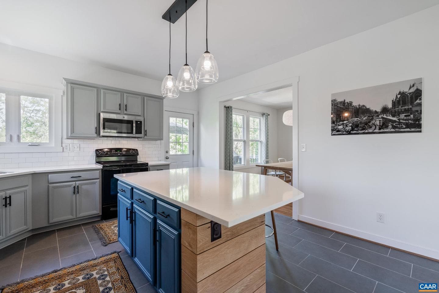 1021 Ridge St photo 17