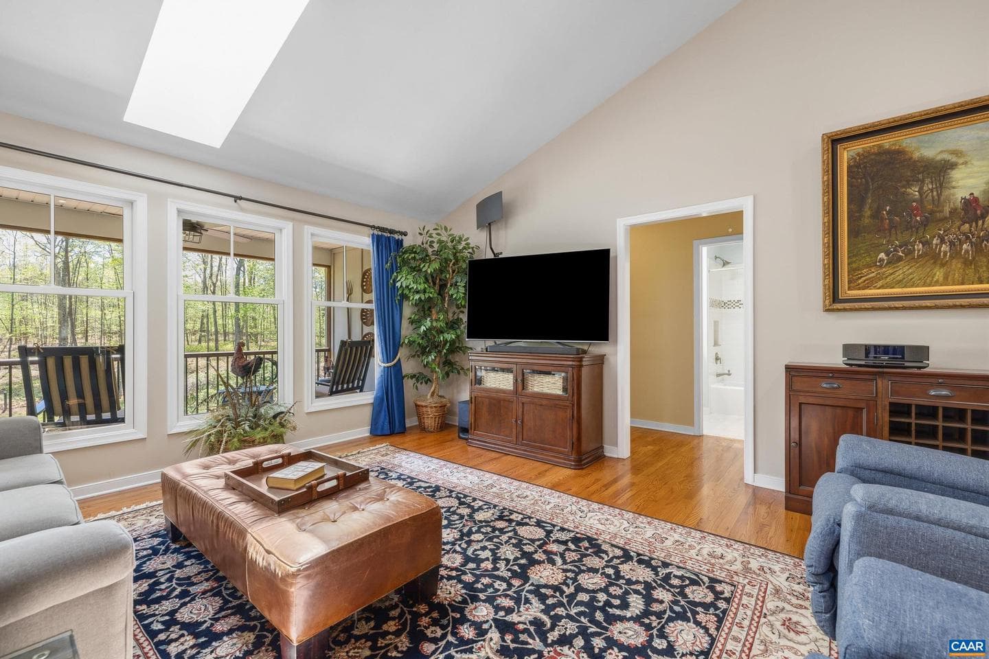 1070 Loving Rd photo 10