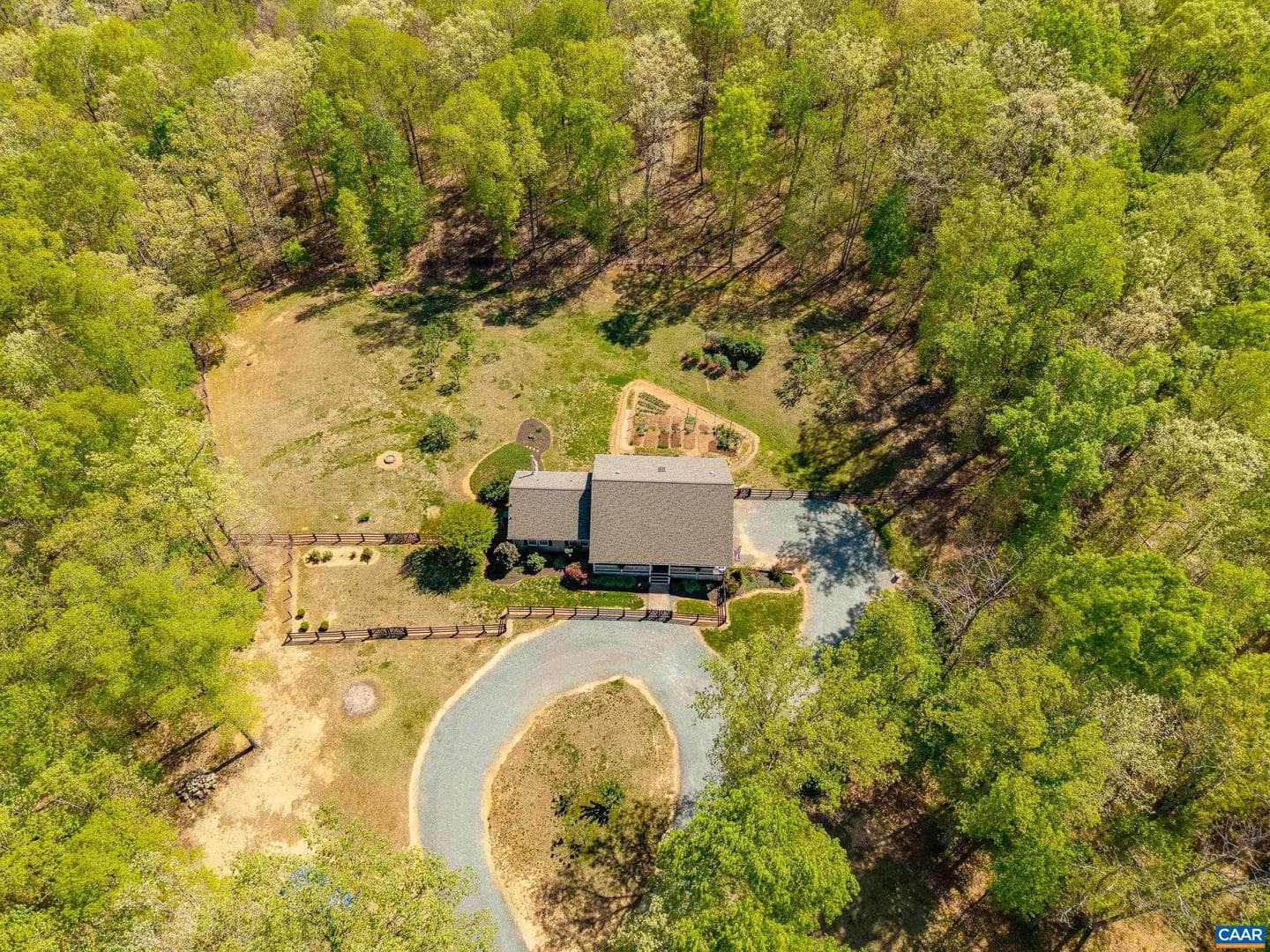1070 Loving Rd photo 60