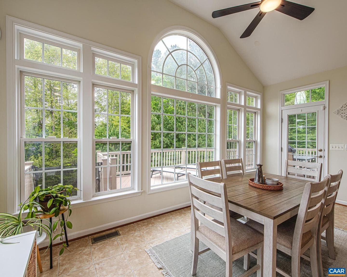 9 Laurel Oak Ct photo 11