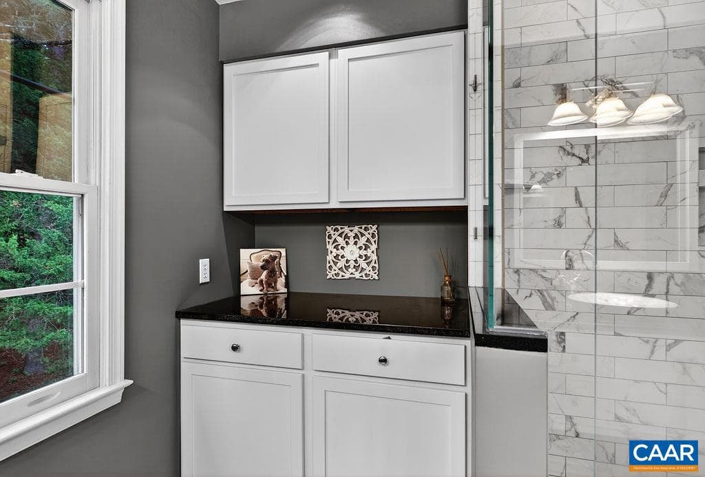 1300 West Leigh Dr photo 32