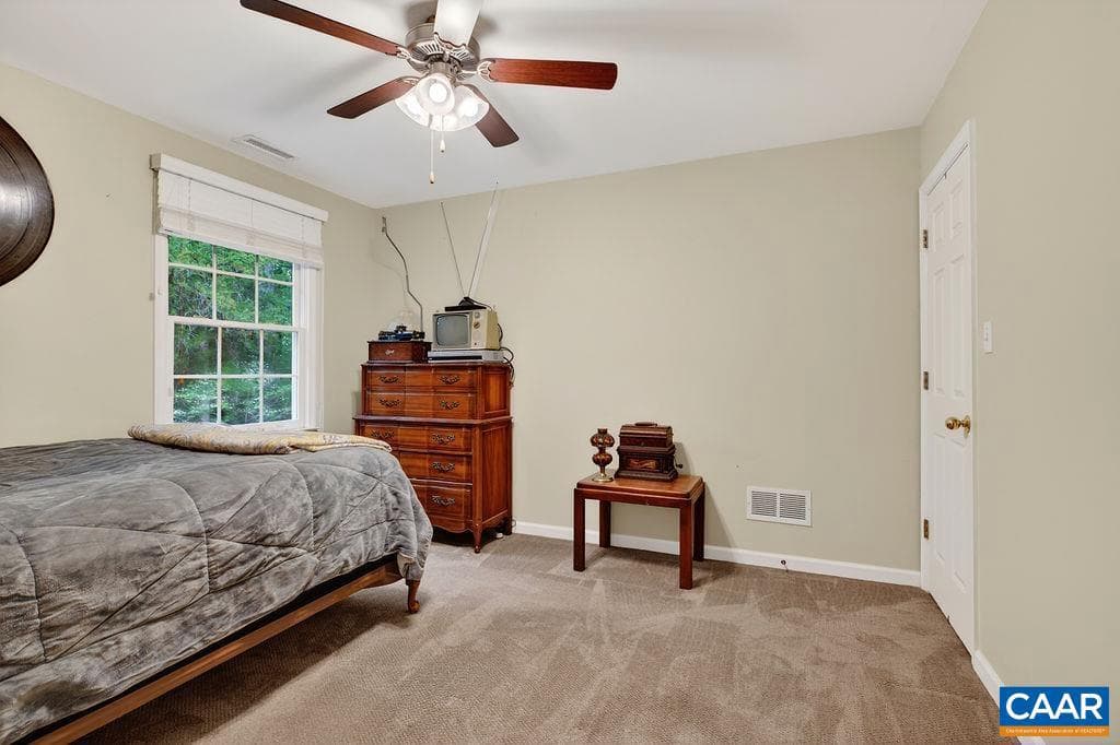 1300 West Leigh Dr photo 40