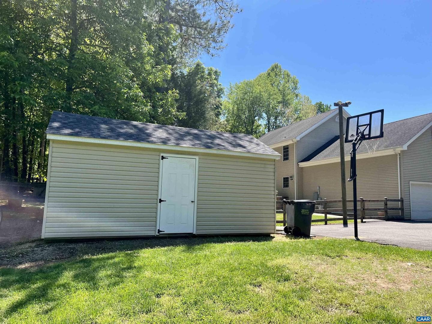 1300 West Leigh Dr photo 63
