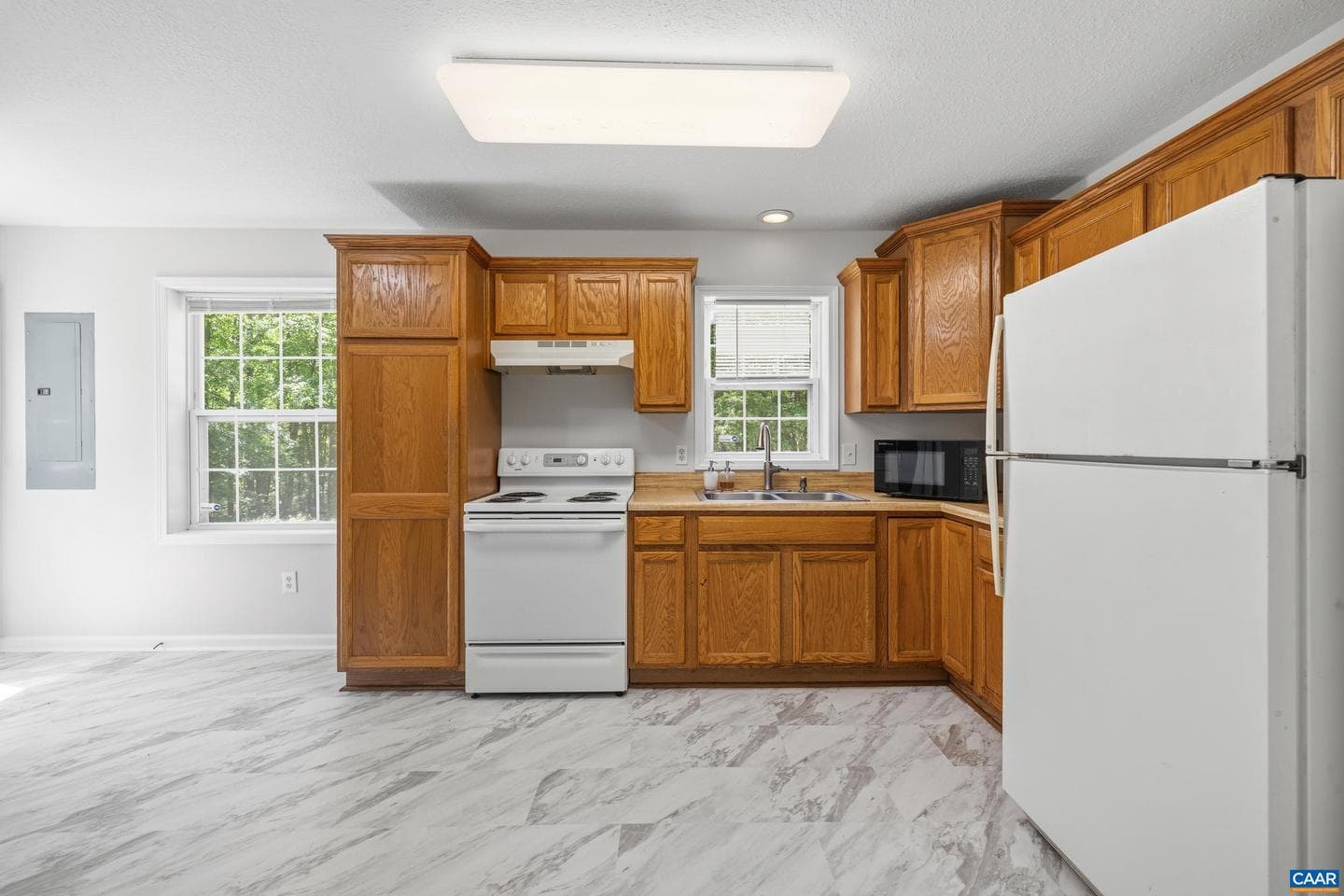 82 Davis Ln photo 12