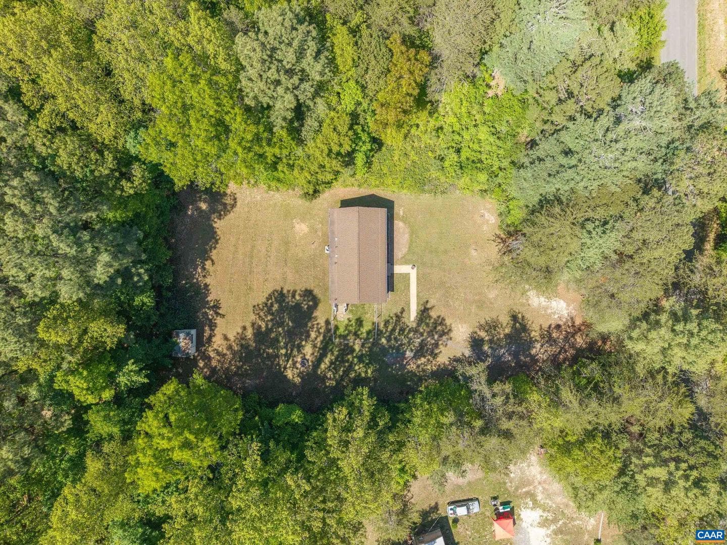 82 Davis Ln photo 18