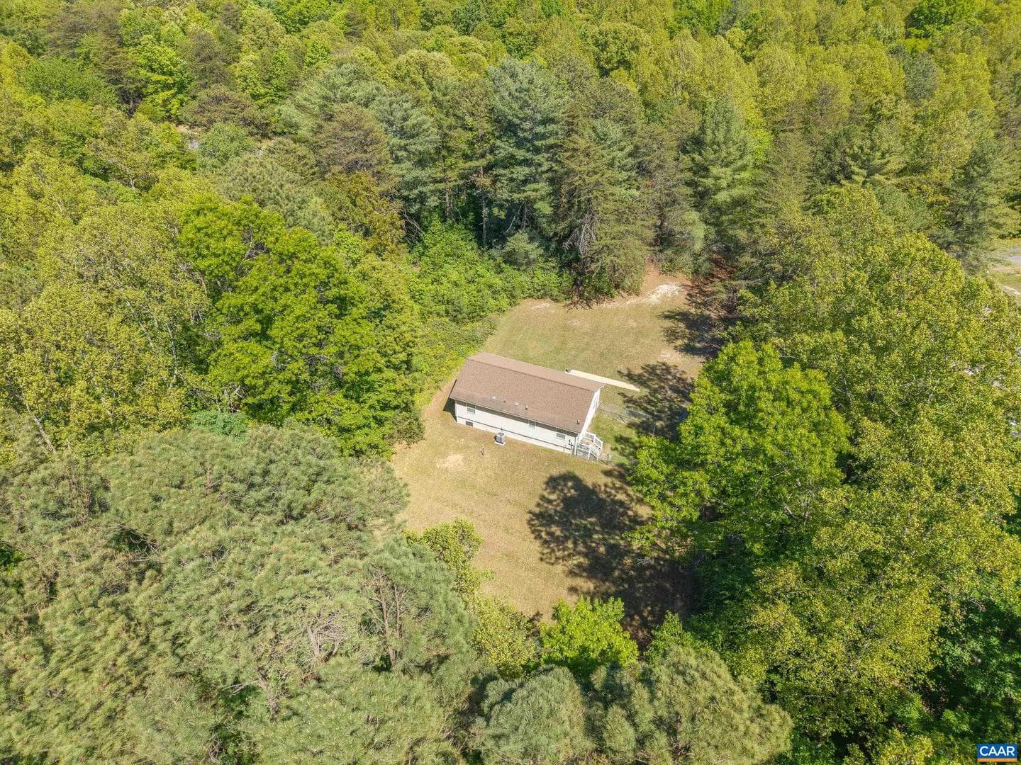 82 Davis Ln photo 20