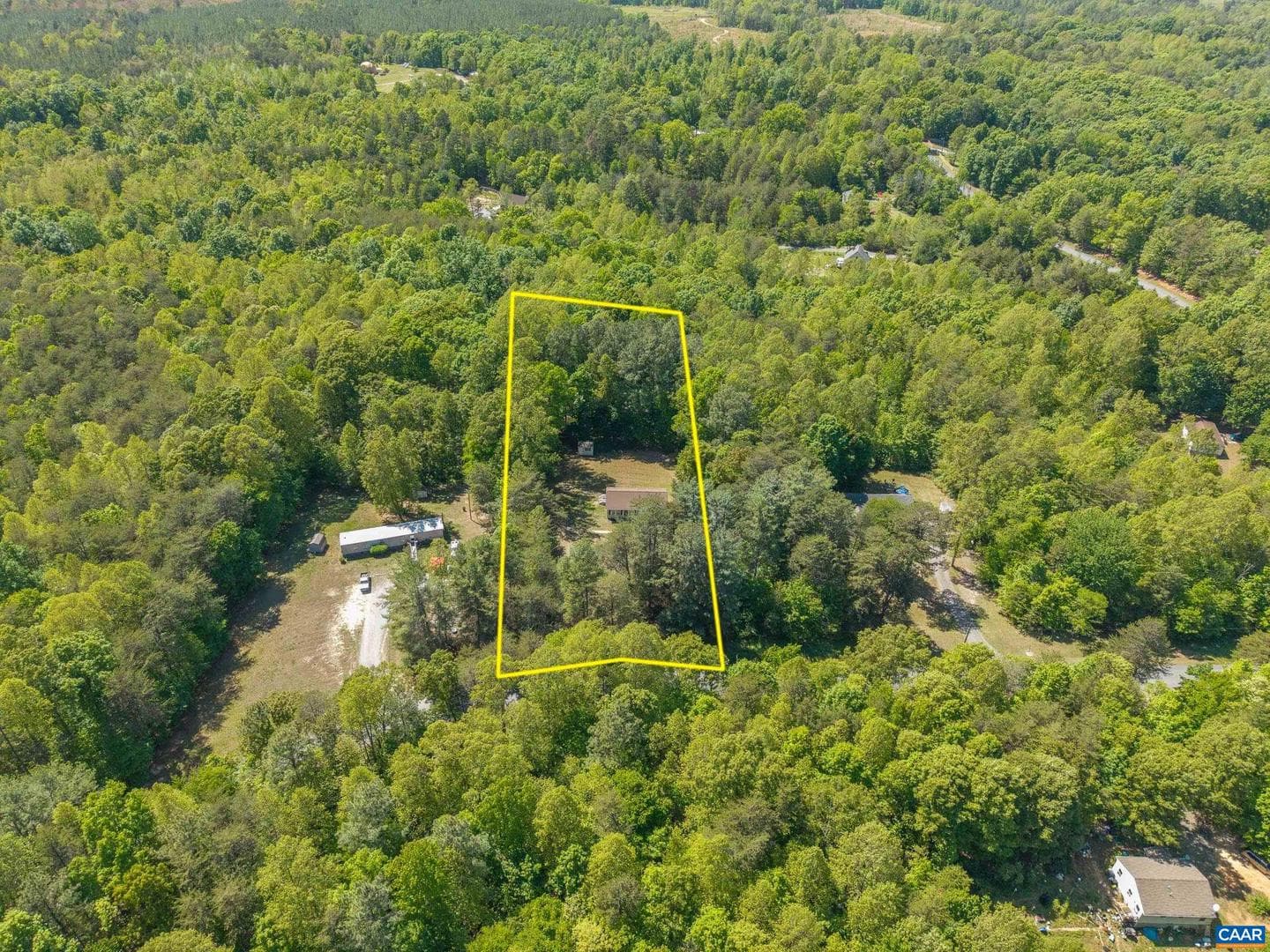 82 Davis Ln photo 21