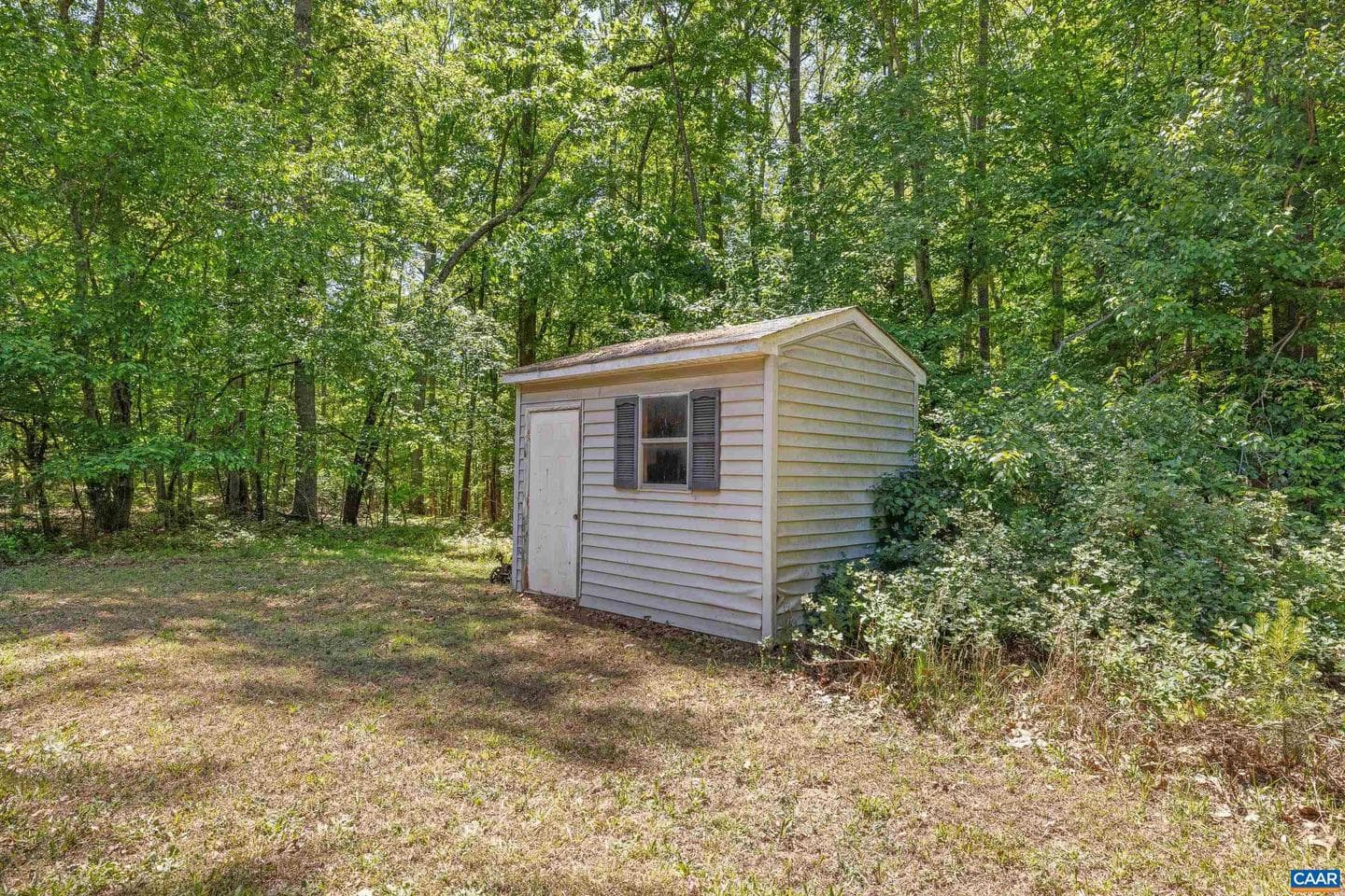 82 Davis Ln photo 22