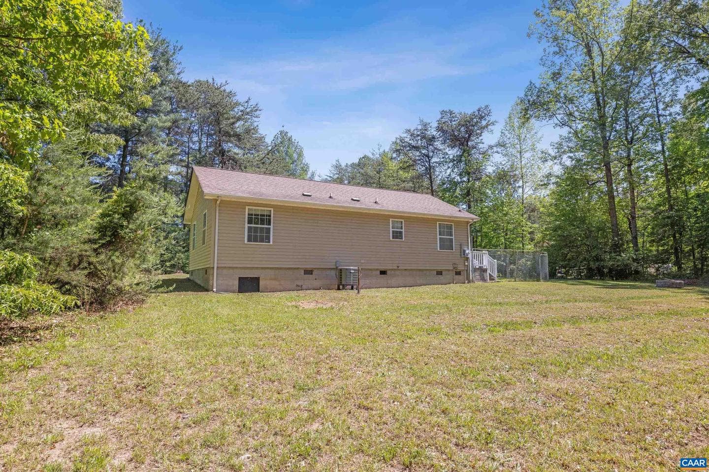 82 Davis Ln photo 23