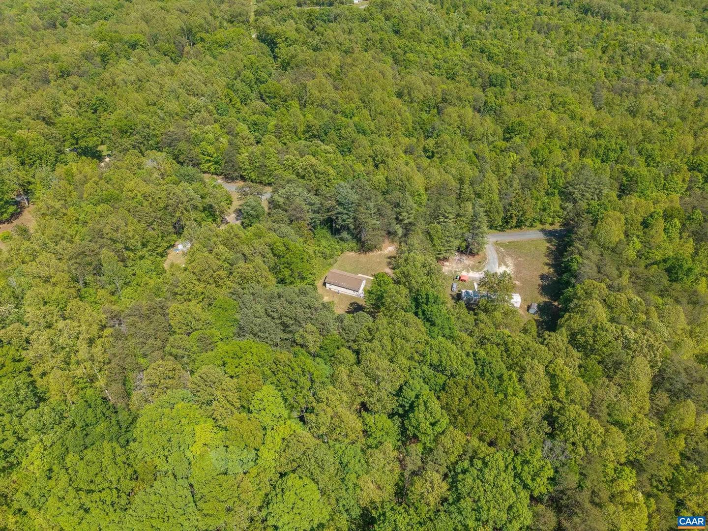 82 Davis Ln photo 31