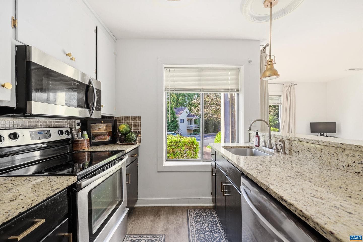 1241 Chatham Rdg photo 11