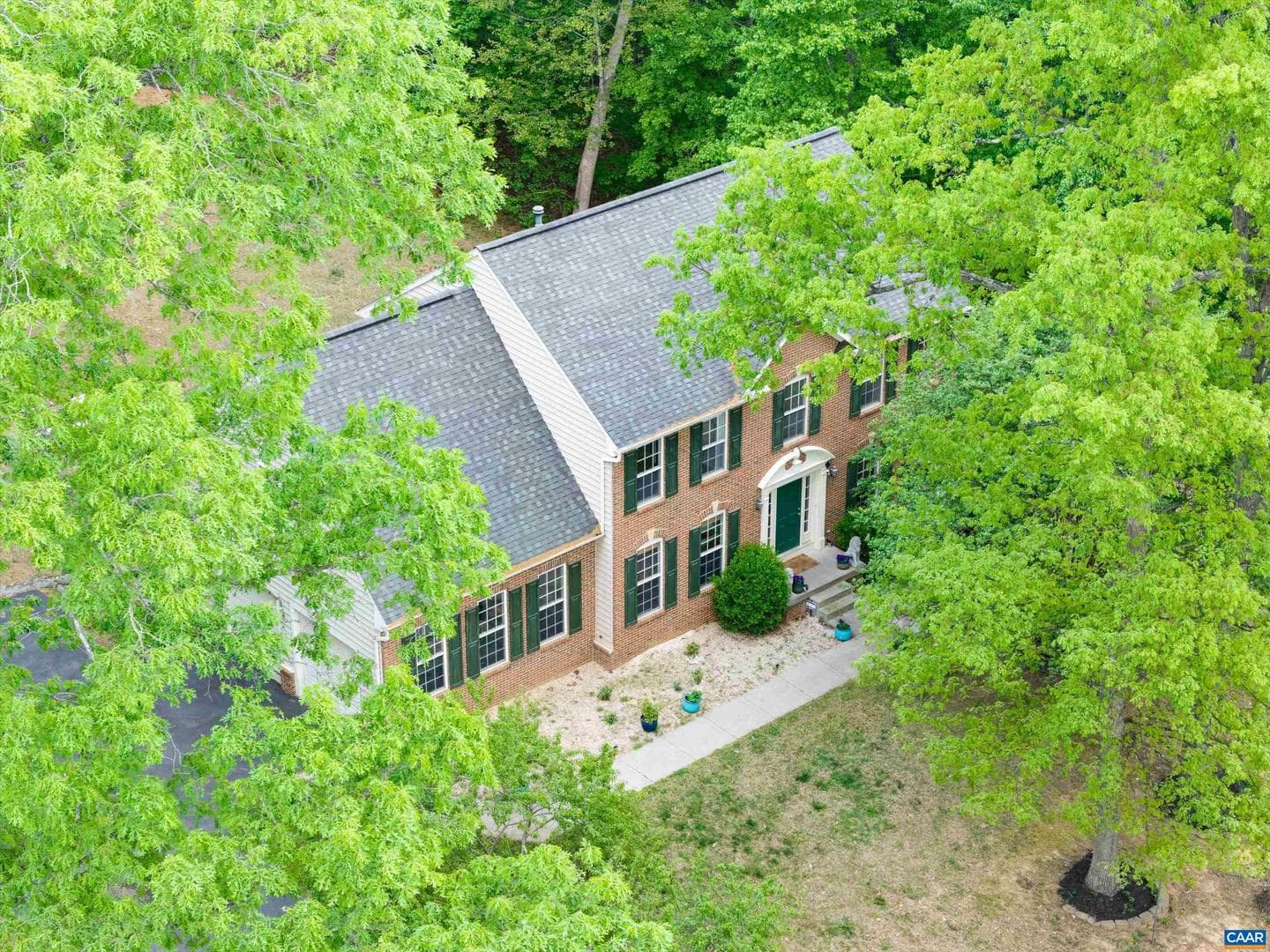419 Carter Ln photo 1