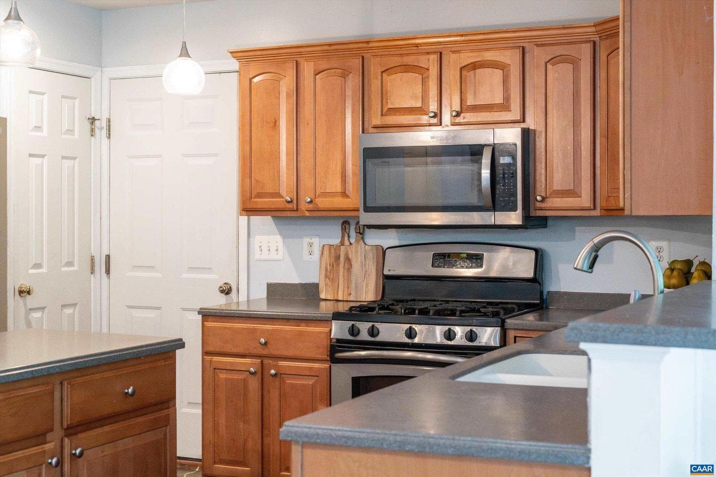 419 Carter Ln photo 12