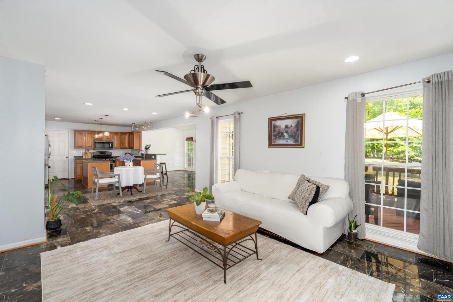 419 Carter Ln photo 16