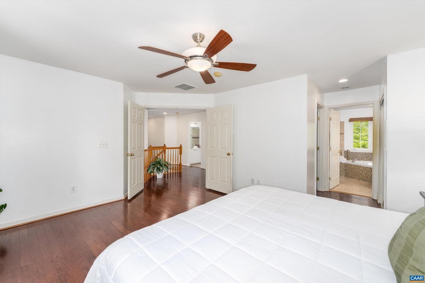 419 Carter Ln photo 27