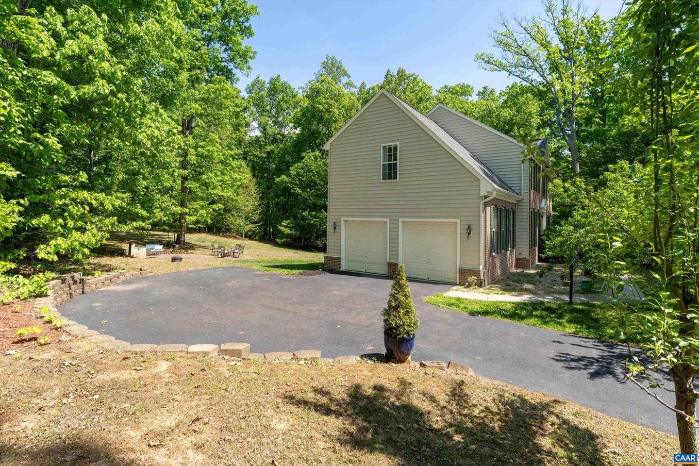 419 Carter Ln photo 42