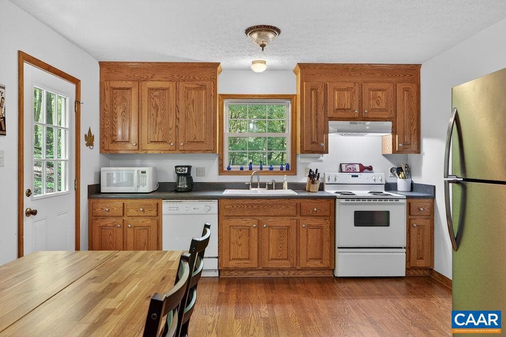 2 Dogwood Ln photo 7