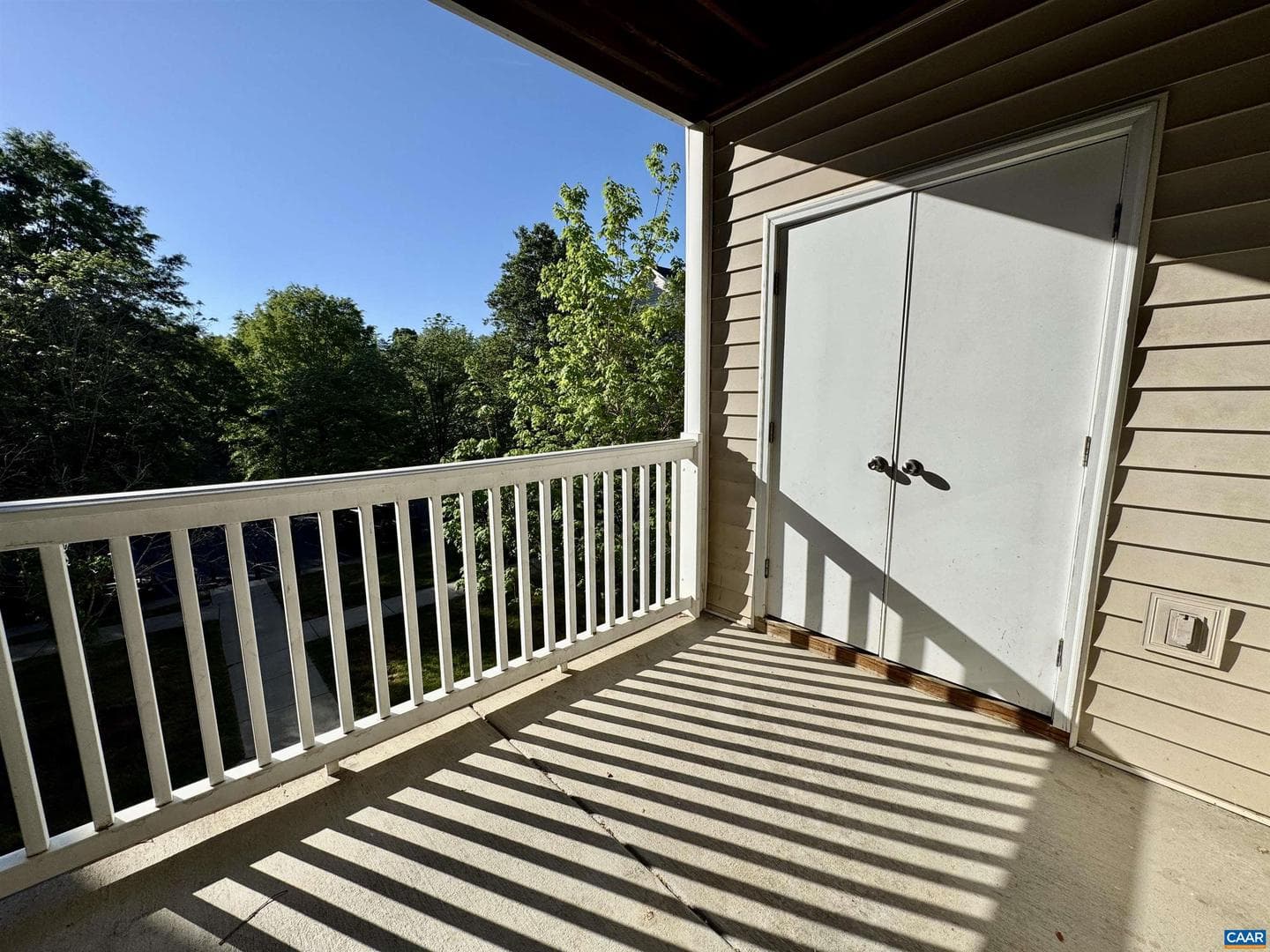 300 Riverbend Dr #2a photo 24