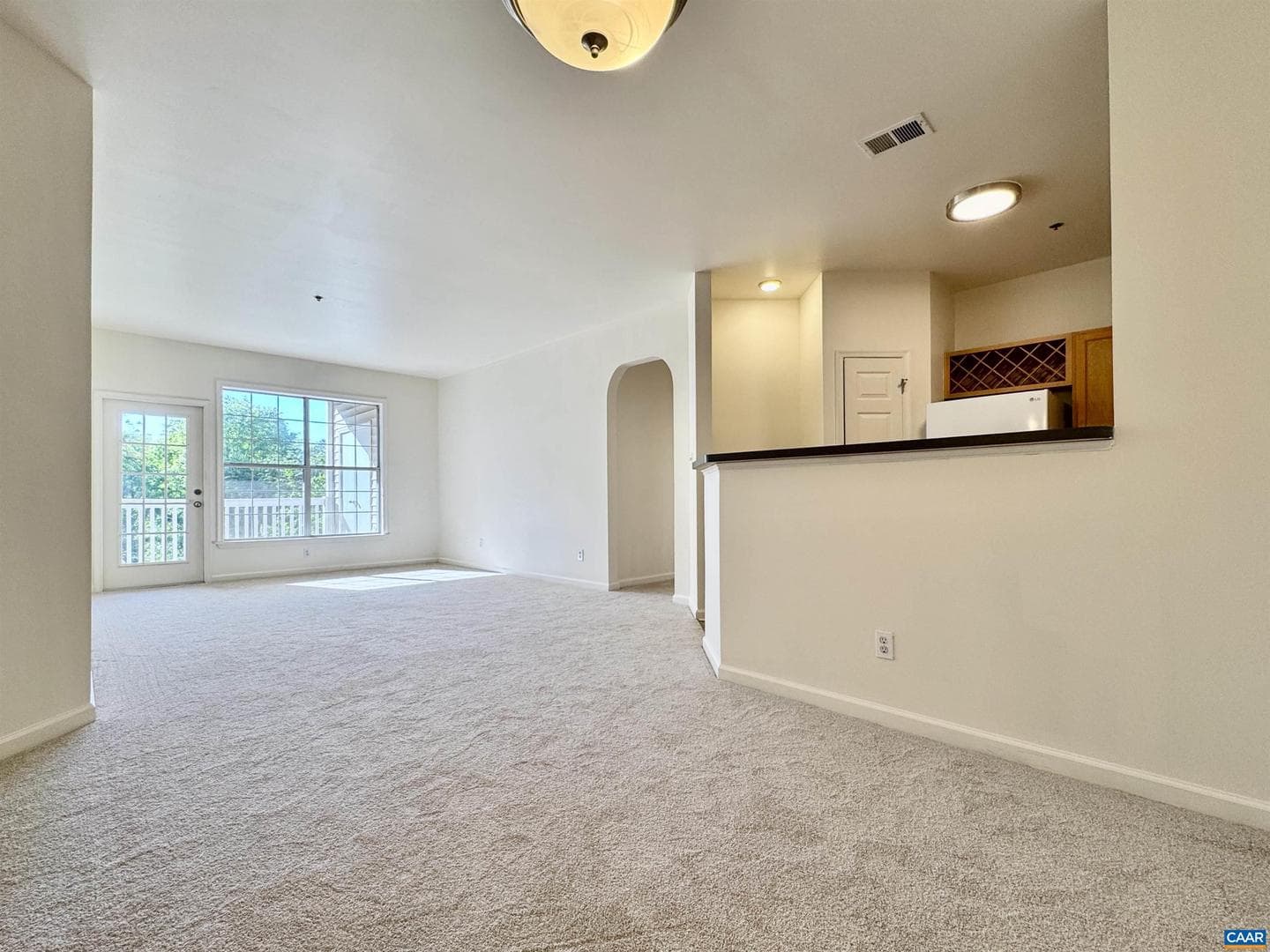 300 Riverbend Dr #2a photo 4