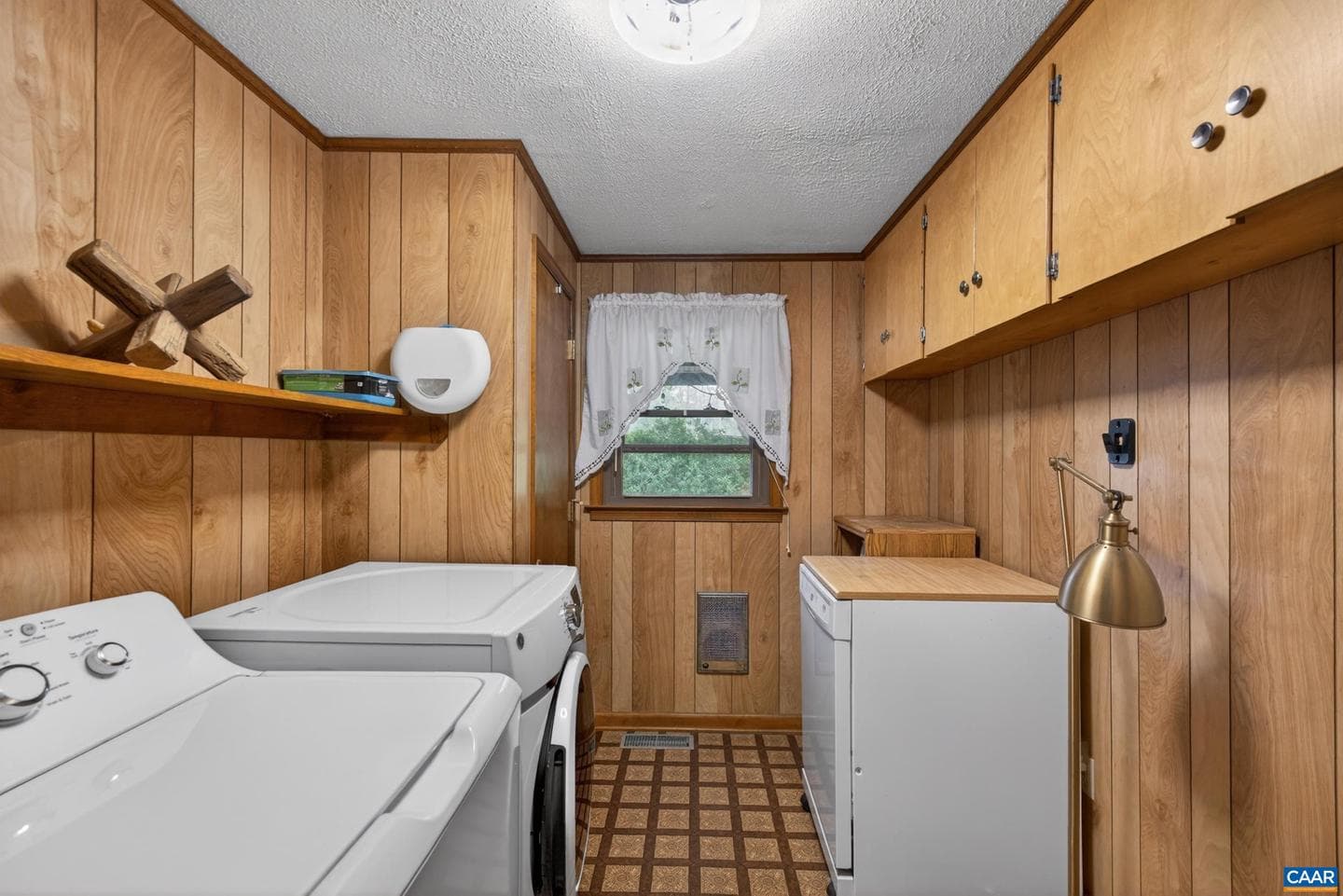 146 Anderson Ln photo 27