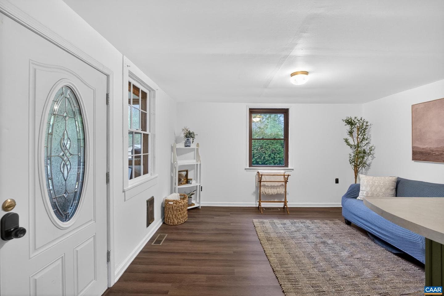 146 Anderson Ln photo 5