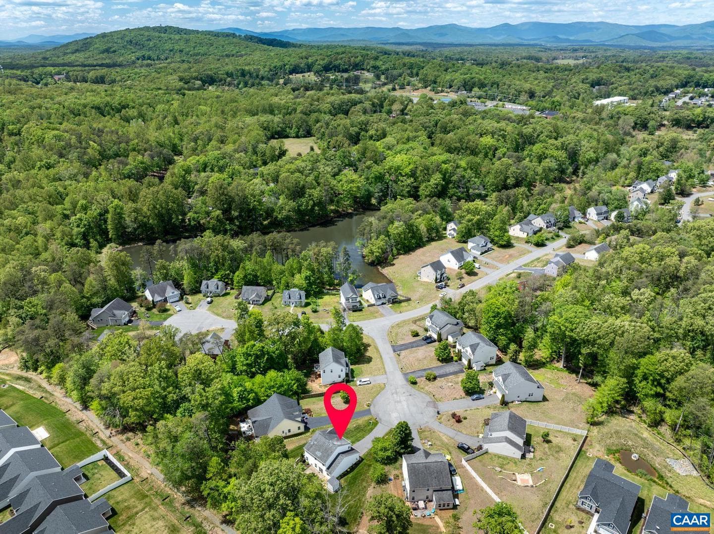 44 Flintstone Ct photo 14