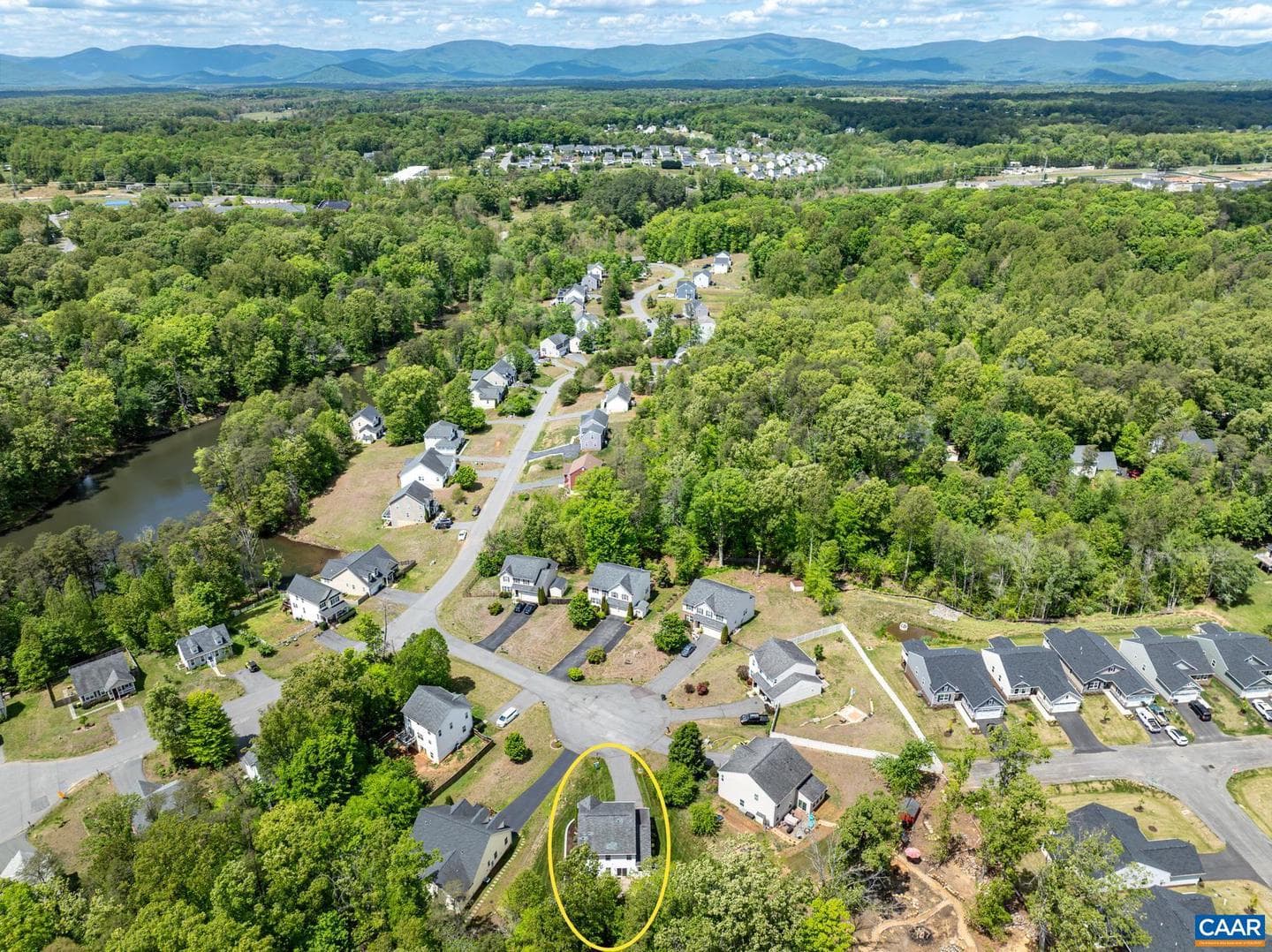 44 Flintstone Ct photo 8