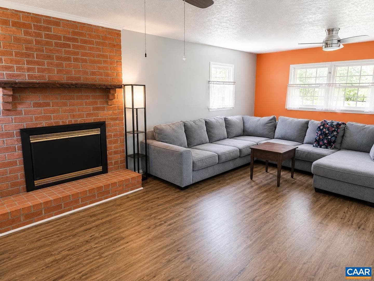 151 Lancaster Dr photo 11