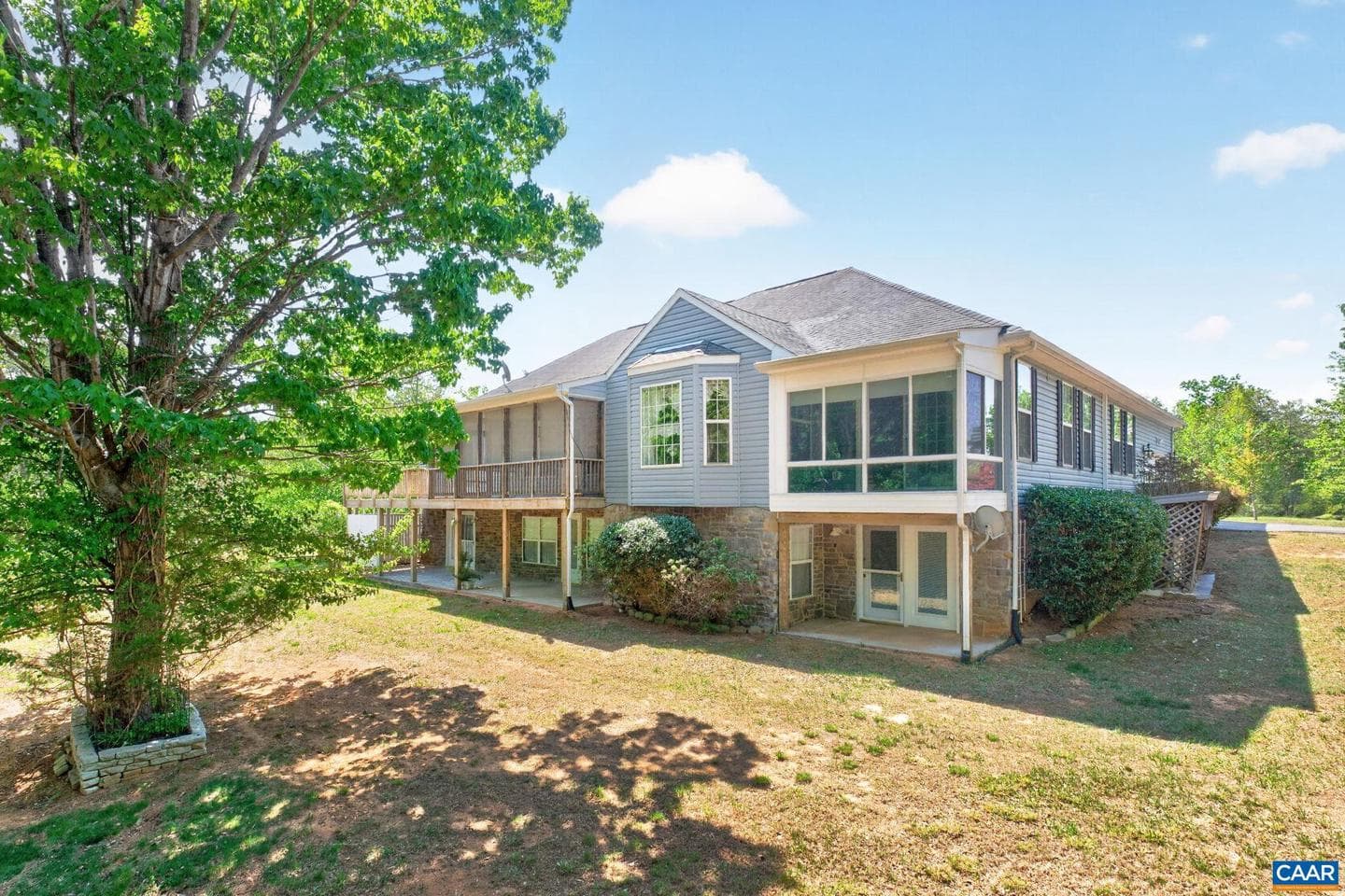 102 Happy Valley Rd, Keswick