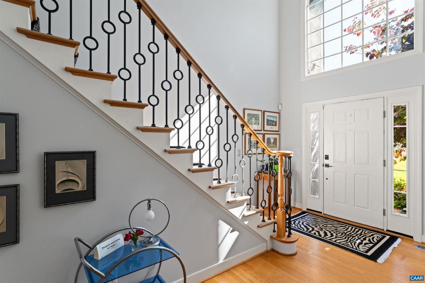 912 King William Dr photo 3