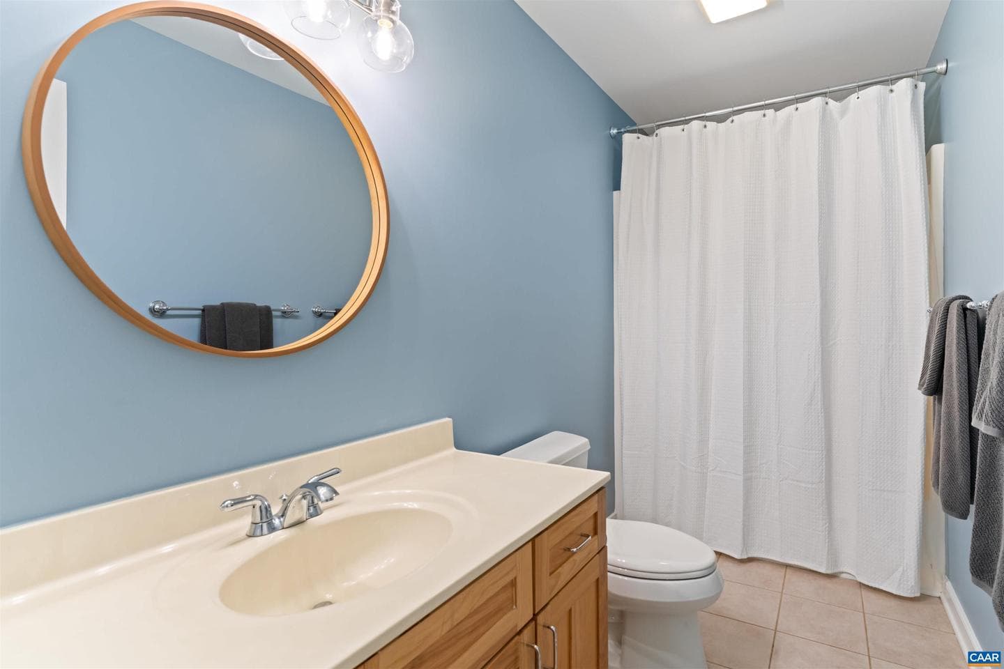 3310 Woodcreek Dr photo 20