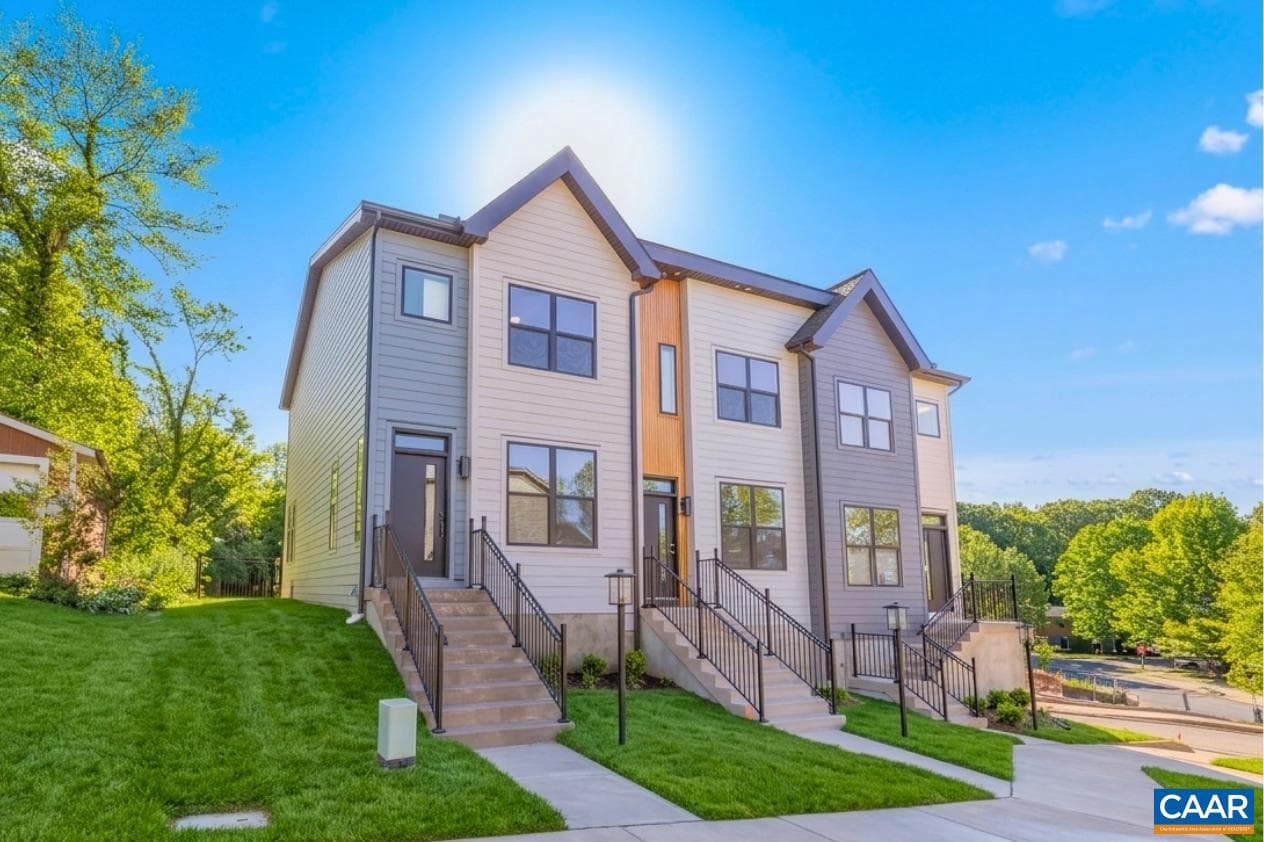 302 Flint Dr