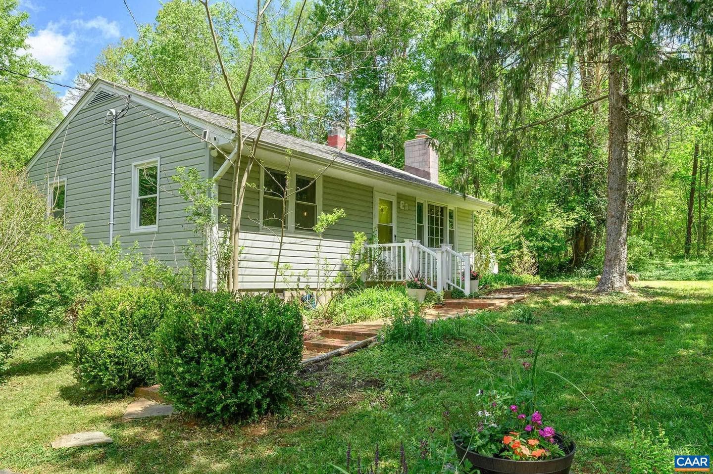 6554 Esmont Rd photo 3