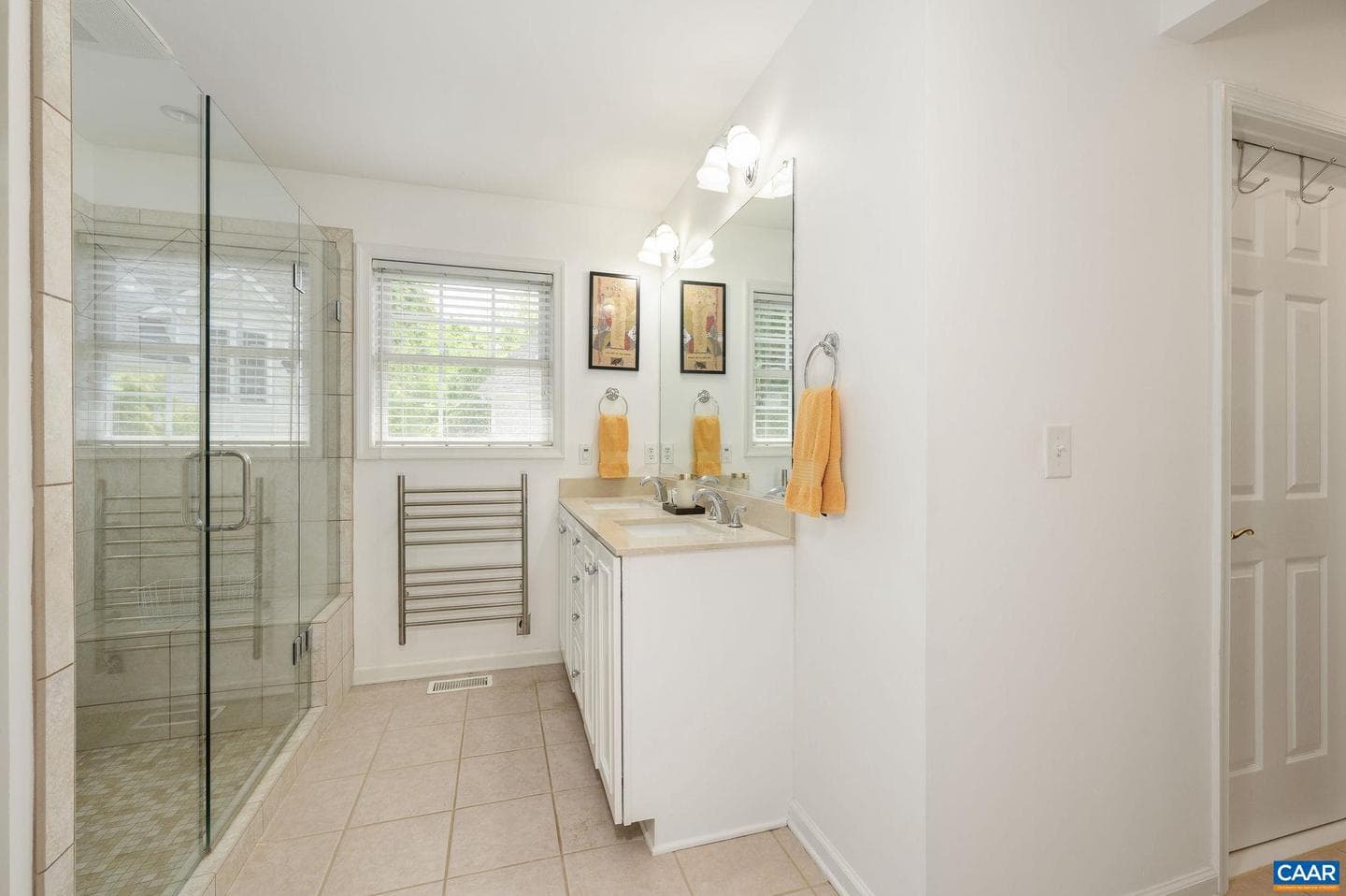 162 Burnet St photo 27