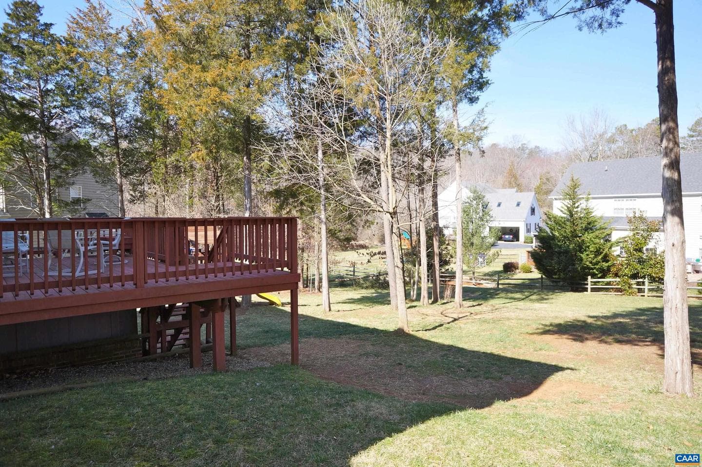 315 Pleasant Pl photo 21
