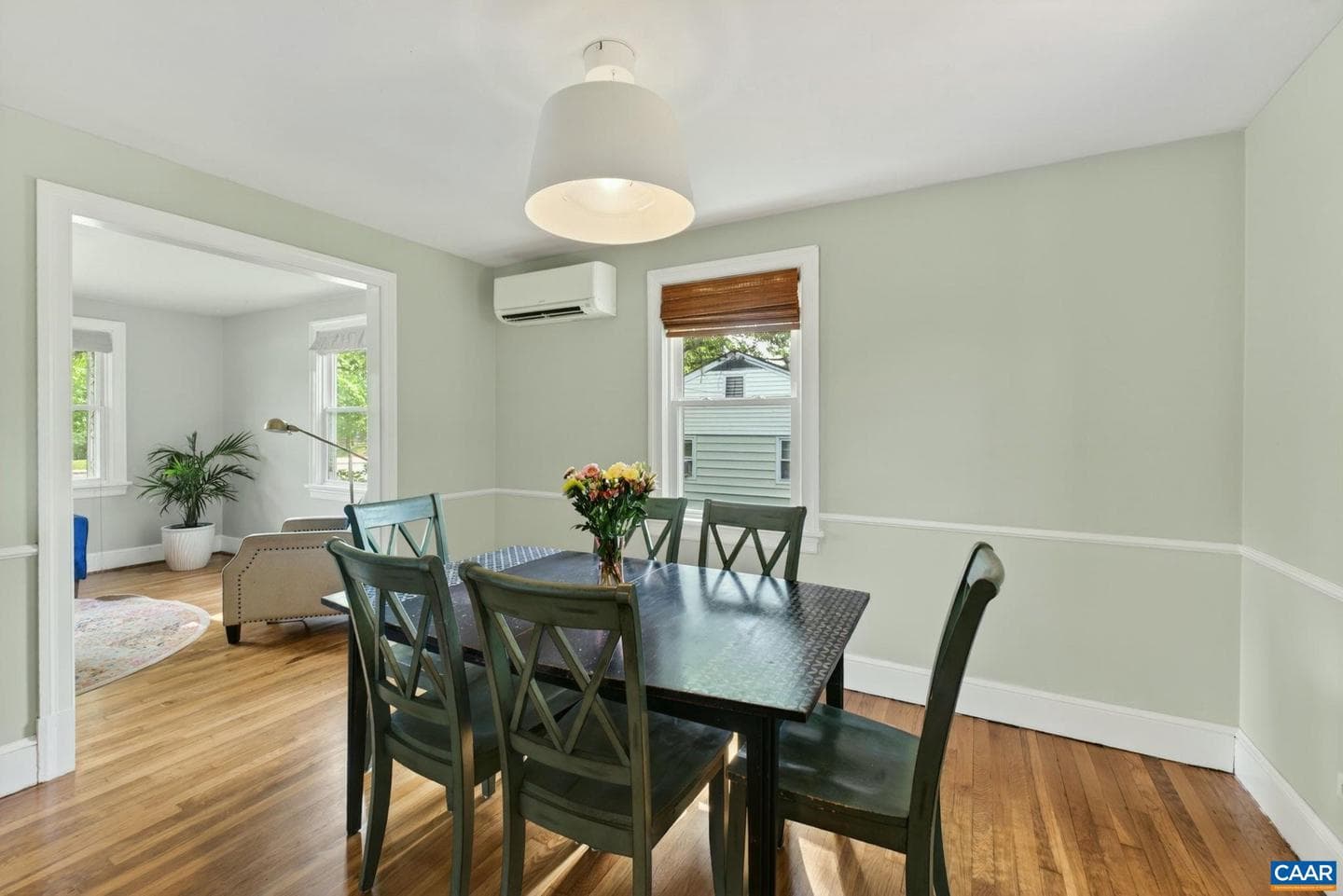 1023 Forest Hills Ave photo 13