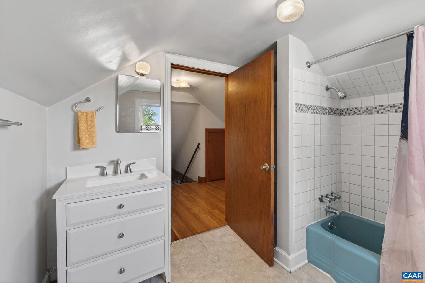 1023 Forest Hills Ave photo 29