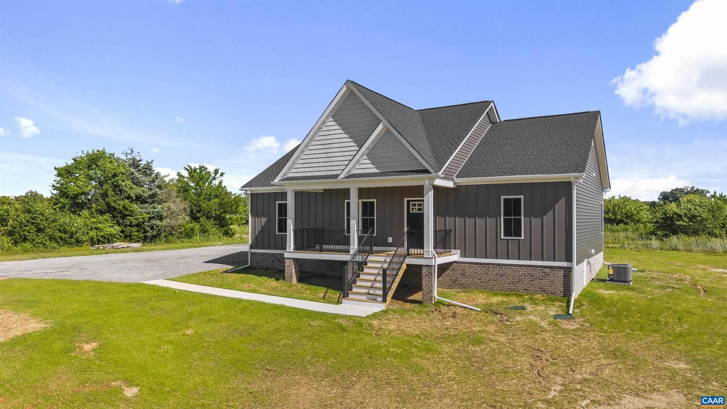 295 Hickory Hollow Ln, Fork Union
