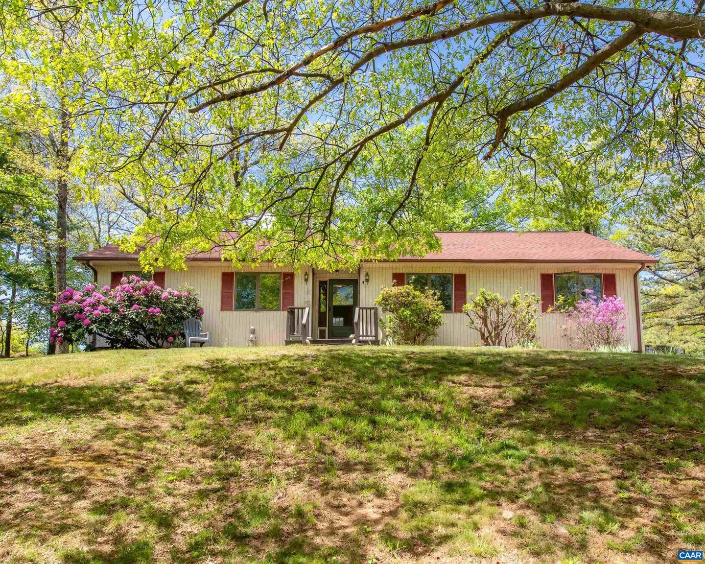 124 Azalea Dr photo 1